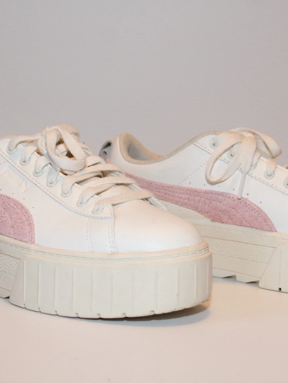Puma Carina Street Platform Sneakers White Pink Suede Women’s Size 8